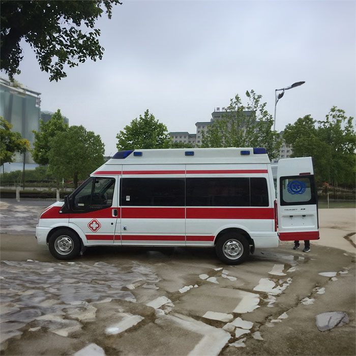 深圳私人救护车出租多少钱