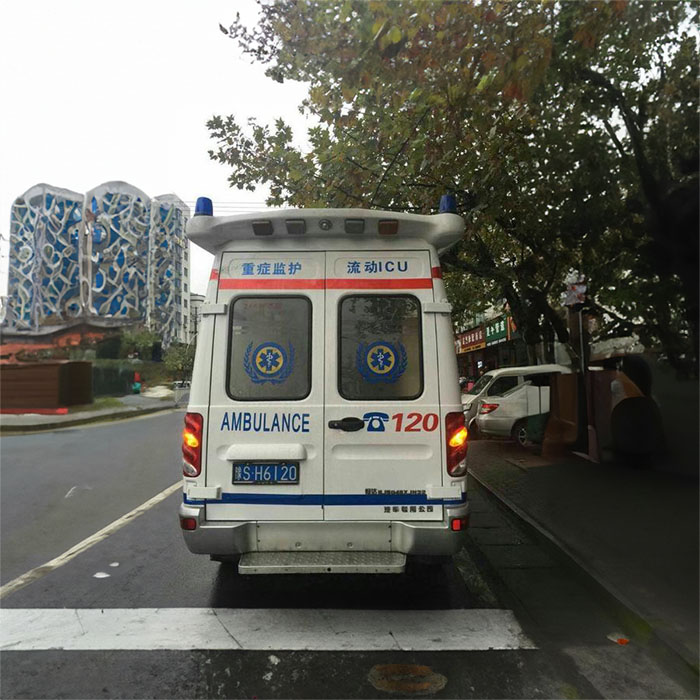 深圳出租急救车联系方式