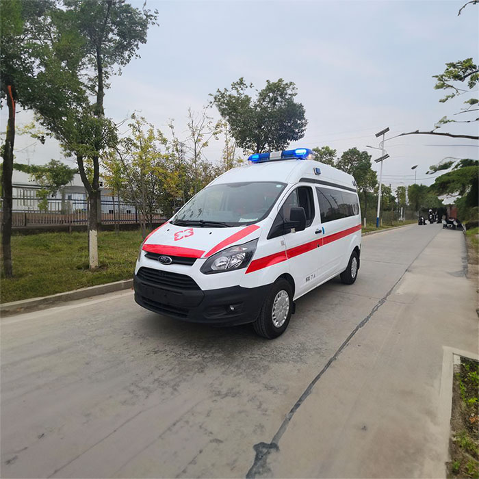 深圳救护车租车联系电话