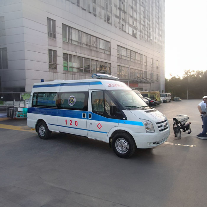 深圳私人救护车租赁收费标准
