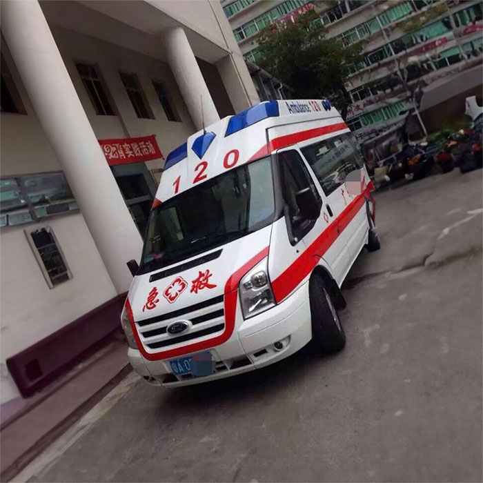 深圳出租私人救护车联系电话