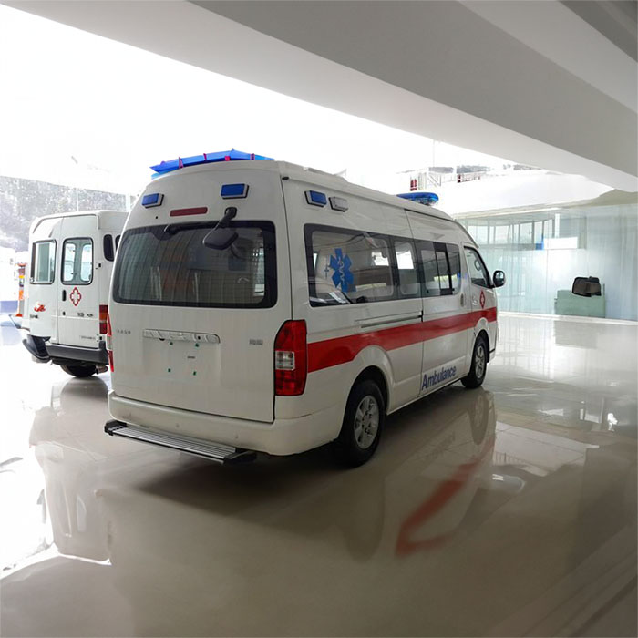 深圳私人救护车出租费用