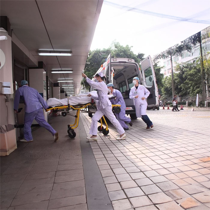 深圳救护车租车收费标准