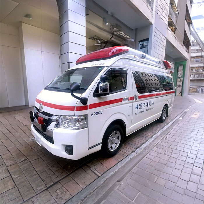 深圳租赁私人救护车联系方式