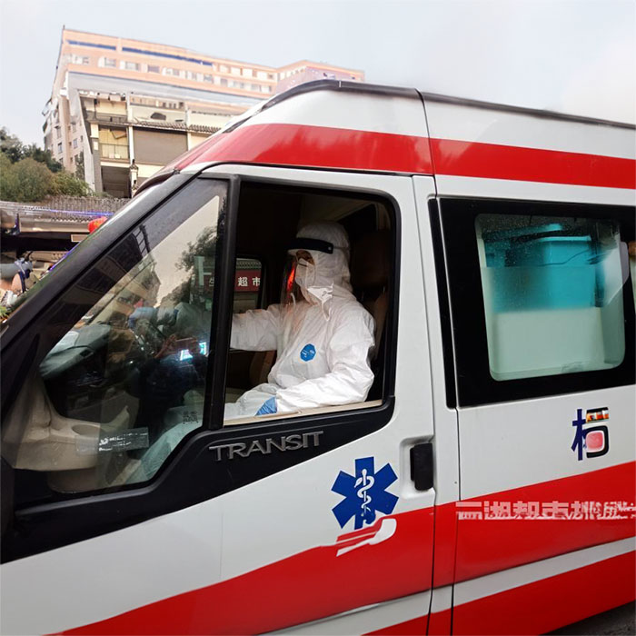 深圳租赁私人救护车电话号码