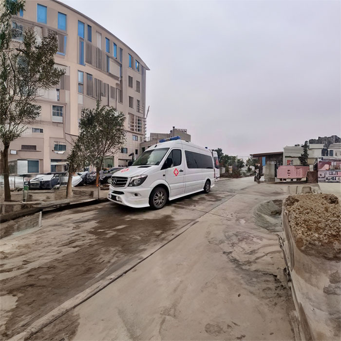 深圳救护车租车联系方式