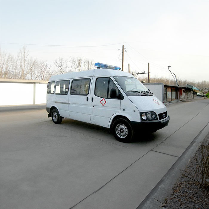 深圳租赁私人救护车联系电话