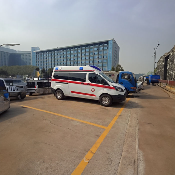 深圳出租救护车联系方式