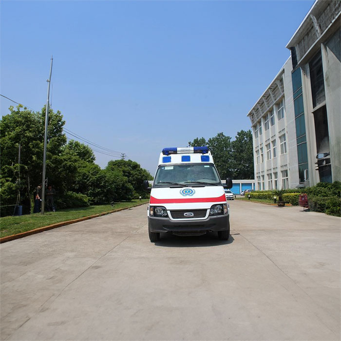 深圳救护车租车联系电话