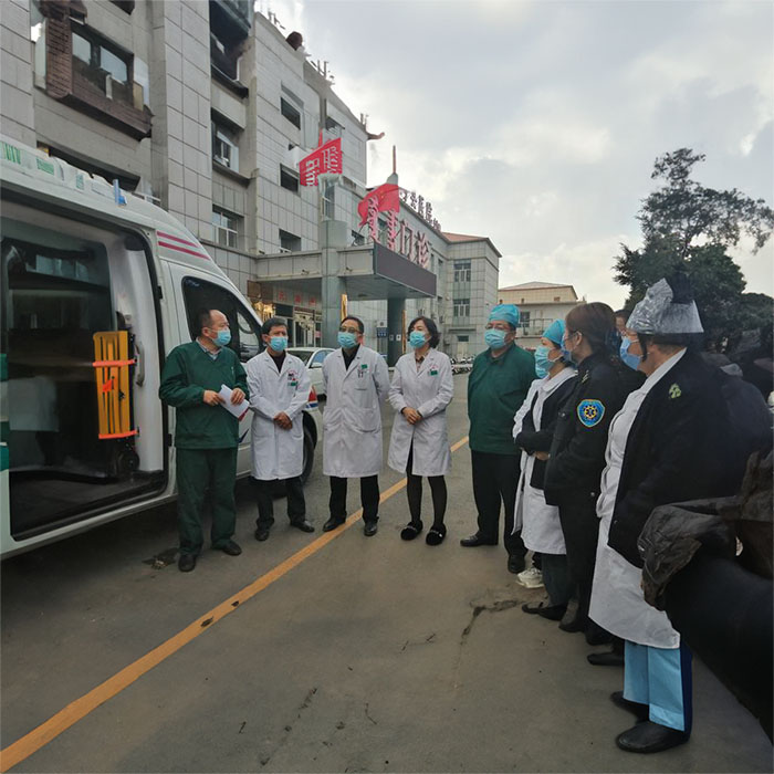 深圳私人救护车租赁联系方式