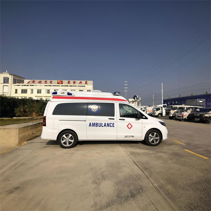 深圳私人救护车租车多少钱