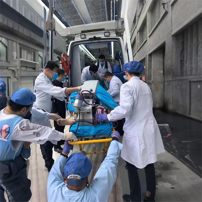 深圳租赁私人救护车电话号码
