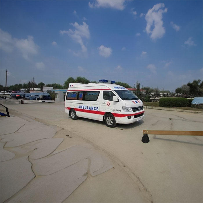 深圳私人救护车租车联系方式